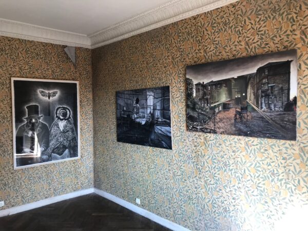 Vue de l'exposition 6 Lost de Franck saïssi, à la Maison Abandonnée [Villa Cameline]