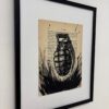 Grenade, vue de côté, encre de Chine sur page de livre, boutique de Franck Saïssi