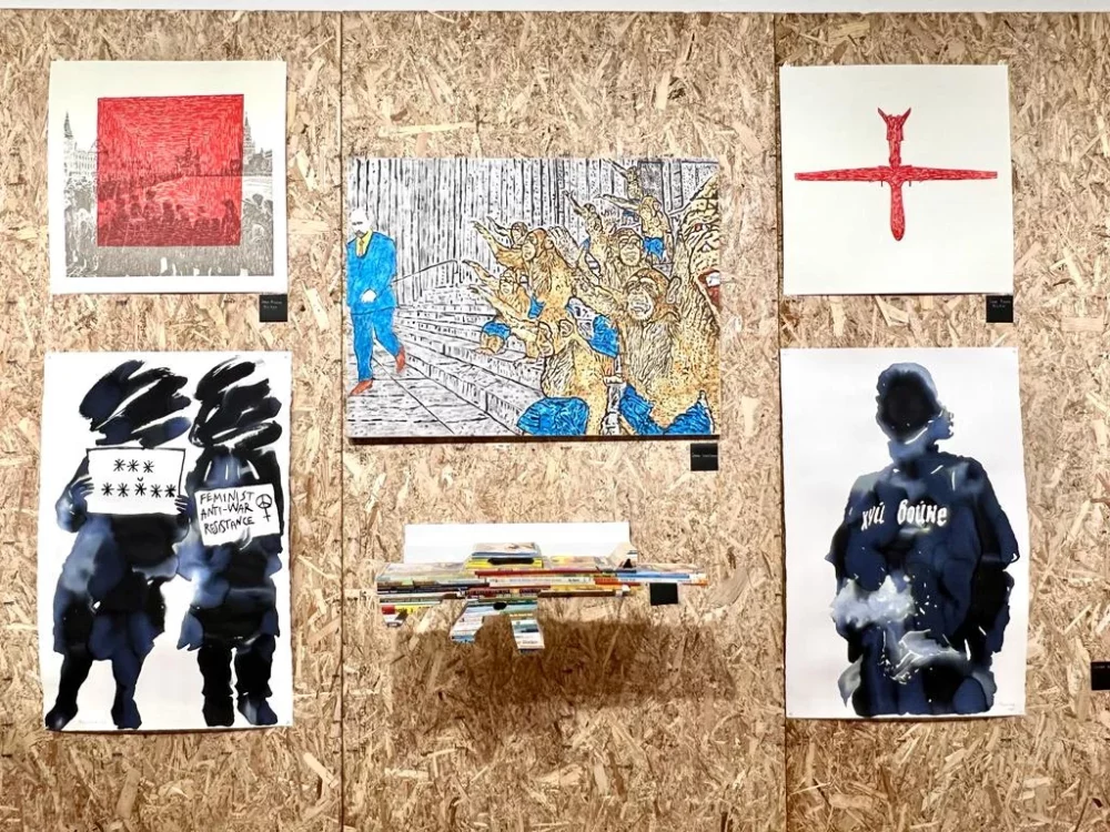 Vue de l'exposition Ballots Not Bullets, image 5, Site de Franck Saïssi