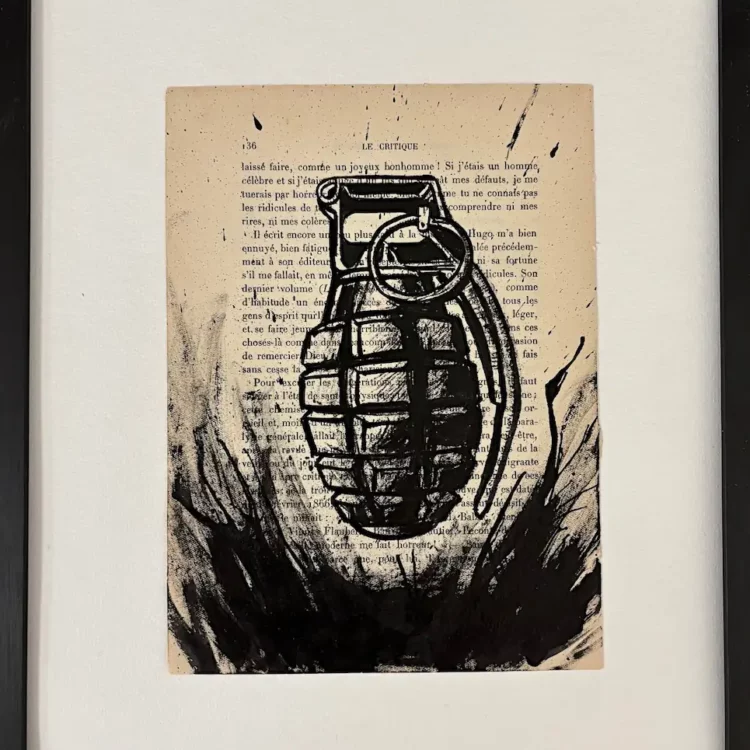 Grenade, cadre, encre de Chine sur page de livre, store de Franck Saïssi